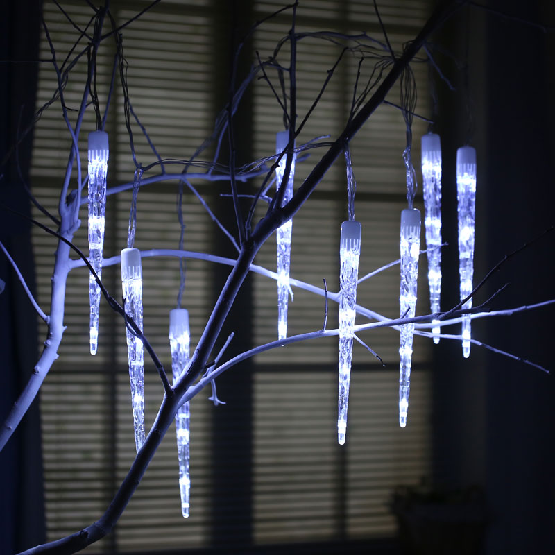 40 White Led Icicle Lights-